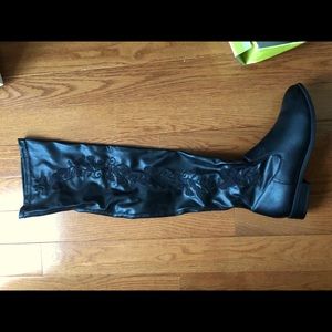 NEVER WORN Over the knee pleather flat boots